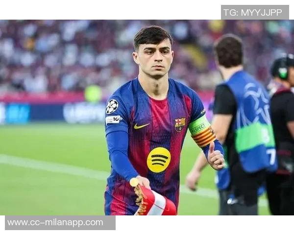 佩德里因肠胃炎缺席训练拉菲尼亚完成部分训练状态良好